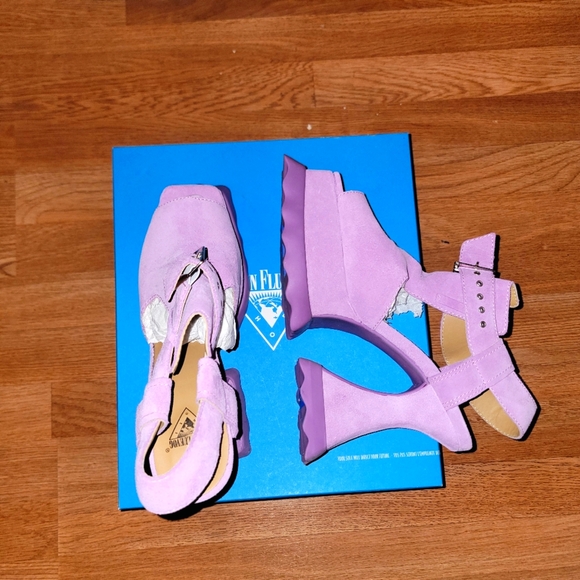 John Fluevog Mega Munster - Picture 4 of 6